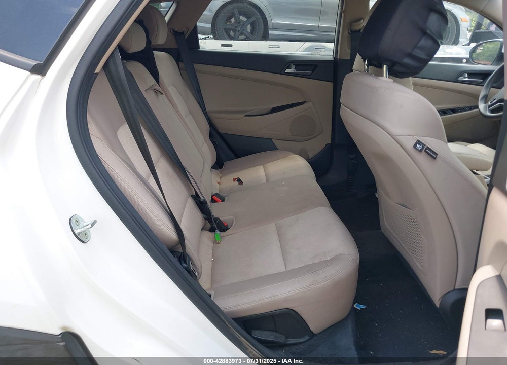 2016 HYUNDAI TUCSON VIN: KM8J3CA29GU039987