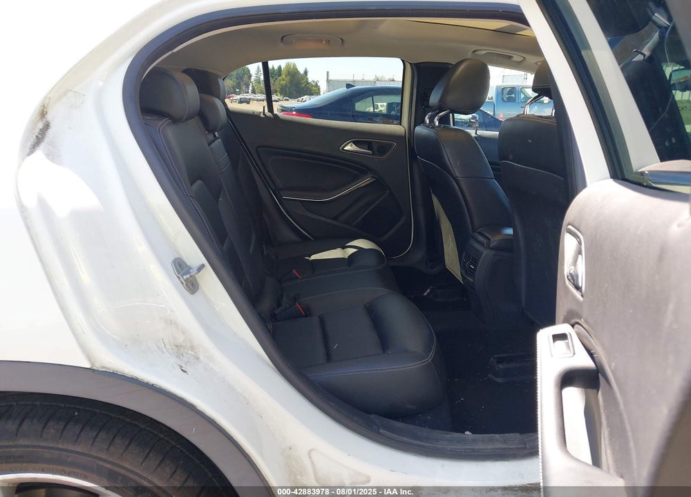 2015 MERCEDES-BENZ GLA-CLASS VIN: WDCTG4GB0FJ102919