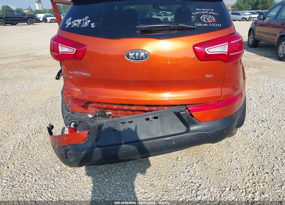 2011 KIA SPORTAGE VIN: KNDPCCA21B7092821