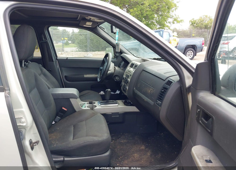 2008 FORD ESCAPE VIN: 1FMCU03178KE30349