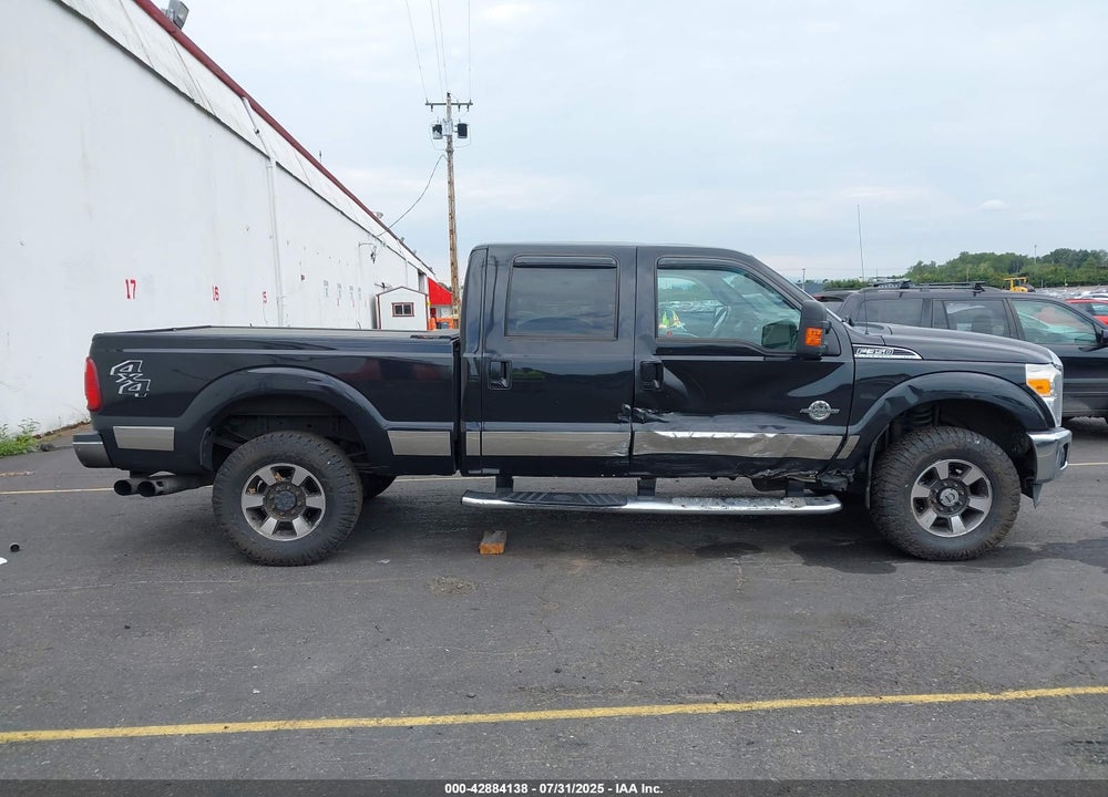 2011 FORD F-350 LARIAT VIN: 1FT8W3BT2BEA76917