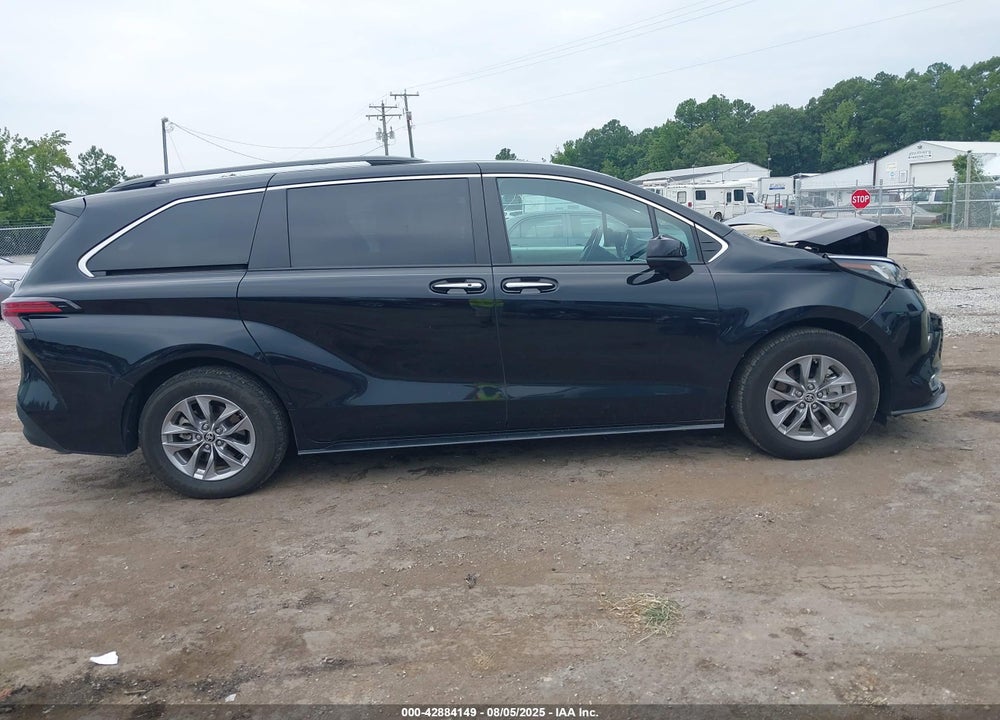 2022 TOYOTA SIENNA VIN: 5TDYRKEC9NS122402
