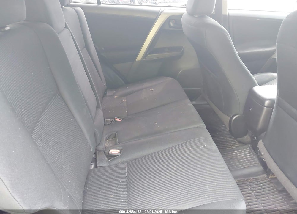 2018 TOYOTA RAV4 VIN: 2T3BFREV3JW833546