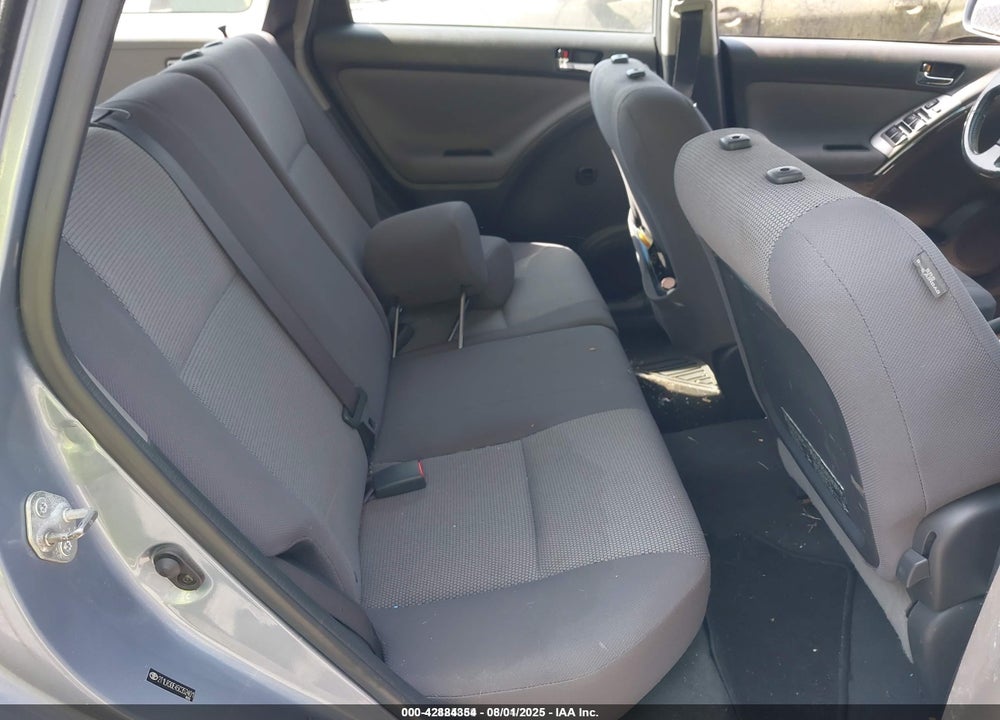 2005 TOYOTA MATRIX/XR VIN: 2T1LR30E45C352401