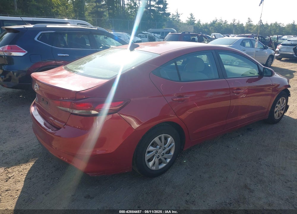 2017 HYUNDAI ELANTRA VIN: KMHD74LF1HU123827