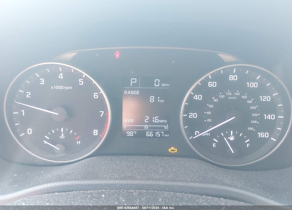 2017 HYUNDAI ELANTRA VIN: KMHD74LF1HU123827