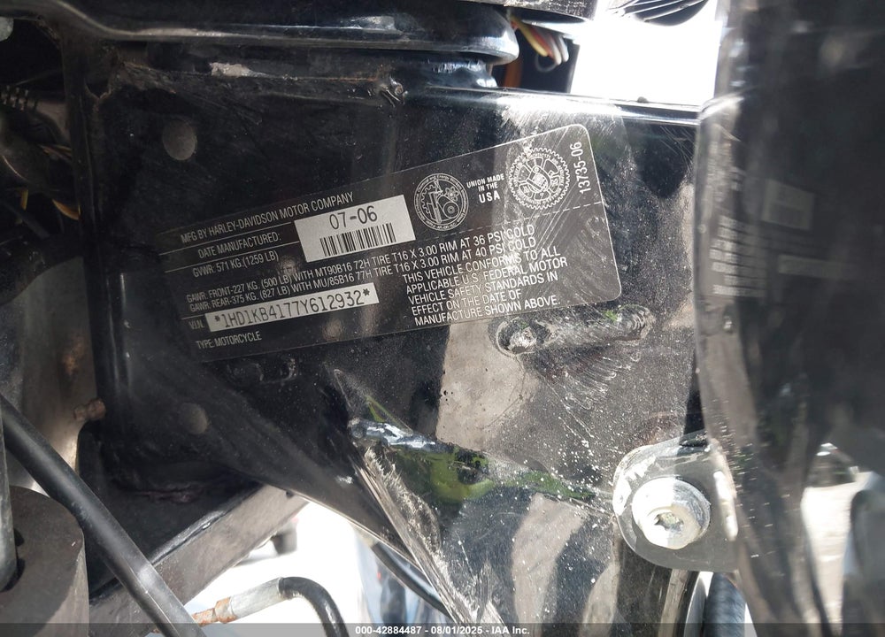 2007 HARLEY-DAVIDSON FLHX VIN: 1HD1KB4177Y612932