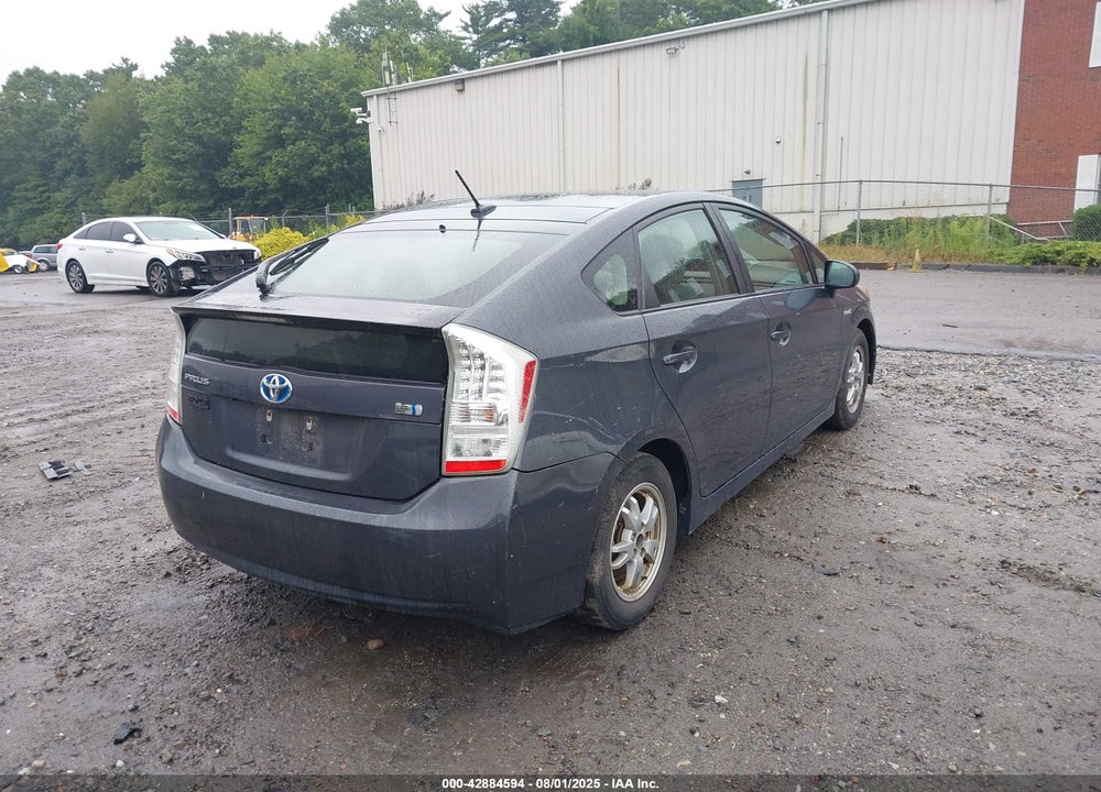 2011 TOYOTA PRIUS THREE VIN: JTDKN3DU8B5307334