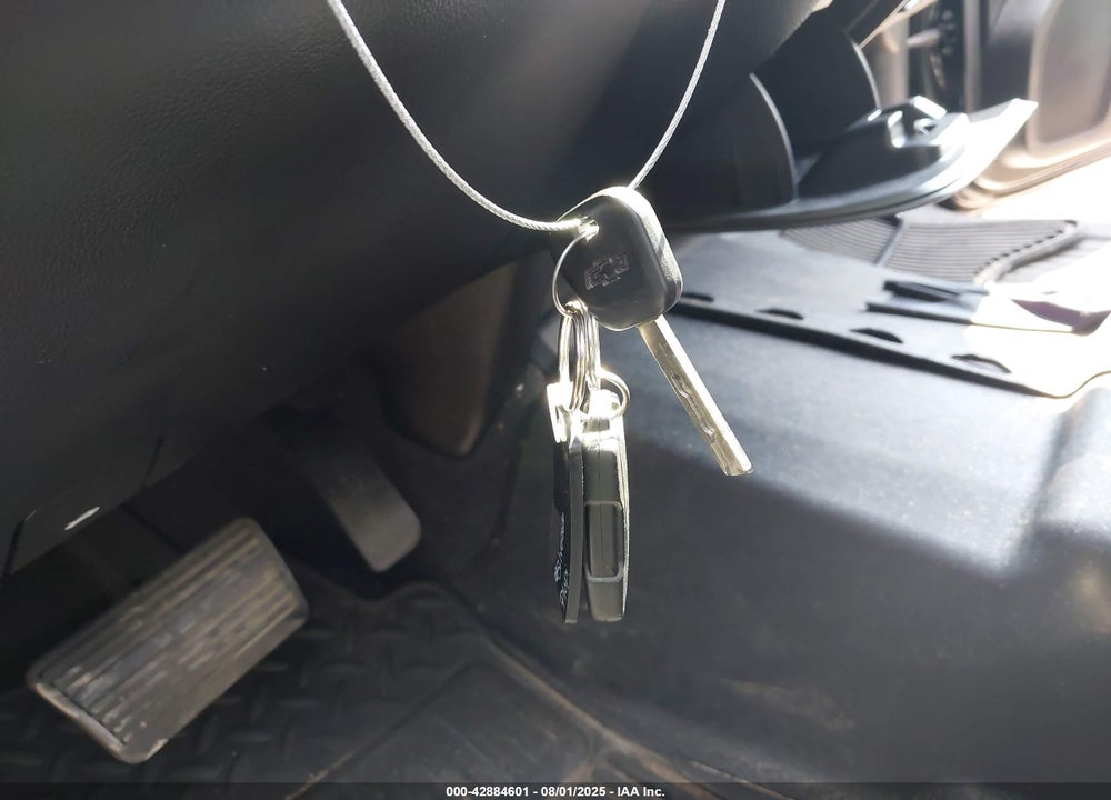 2018 CHEVROLET SILVERADO 1500 VIN: 3GCUKREC8JG603553