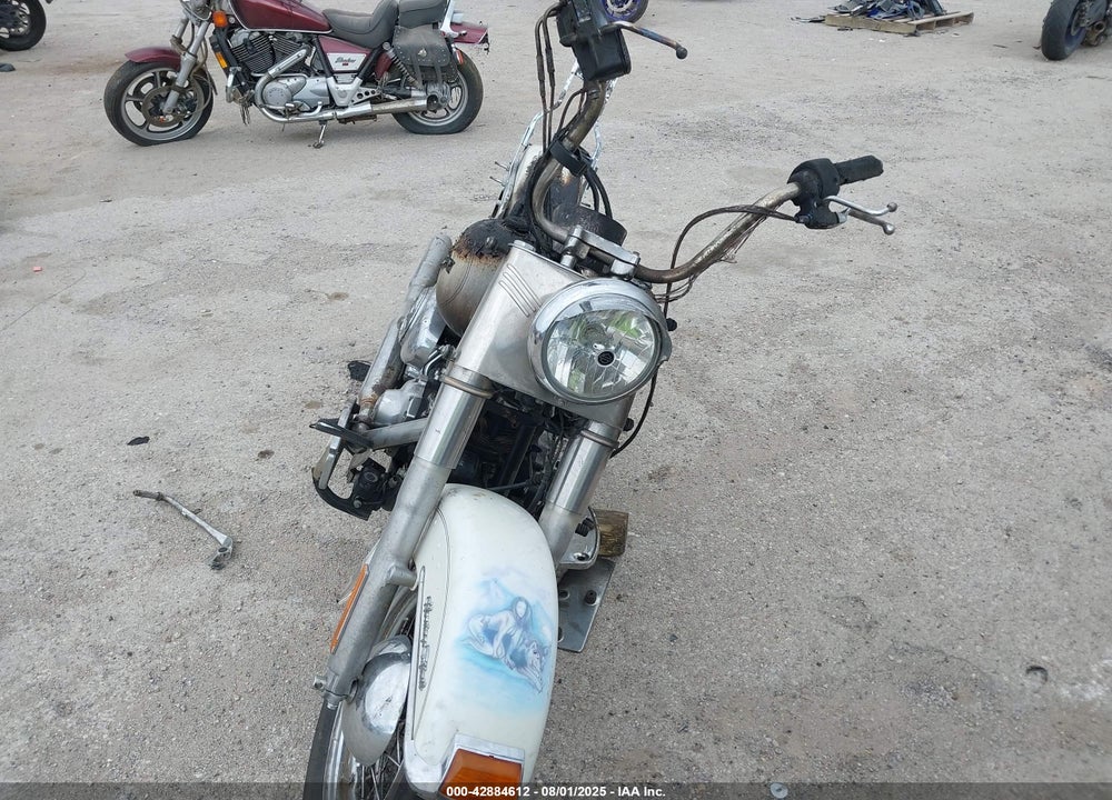 2005 HARLEY-DAVIDSON FLSTCI VIN: 1HD1BWB185Y031642