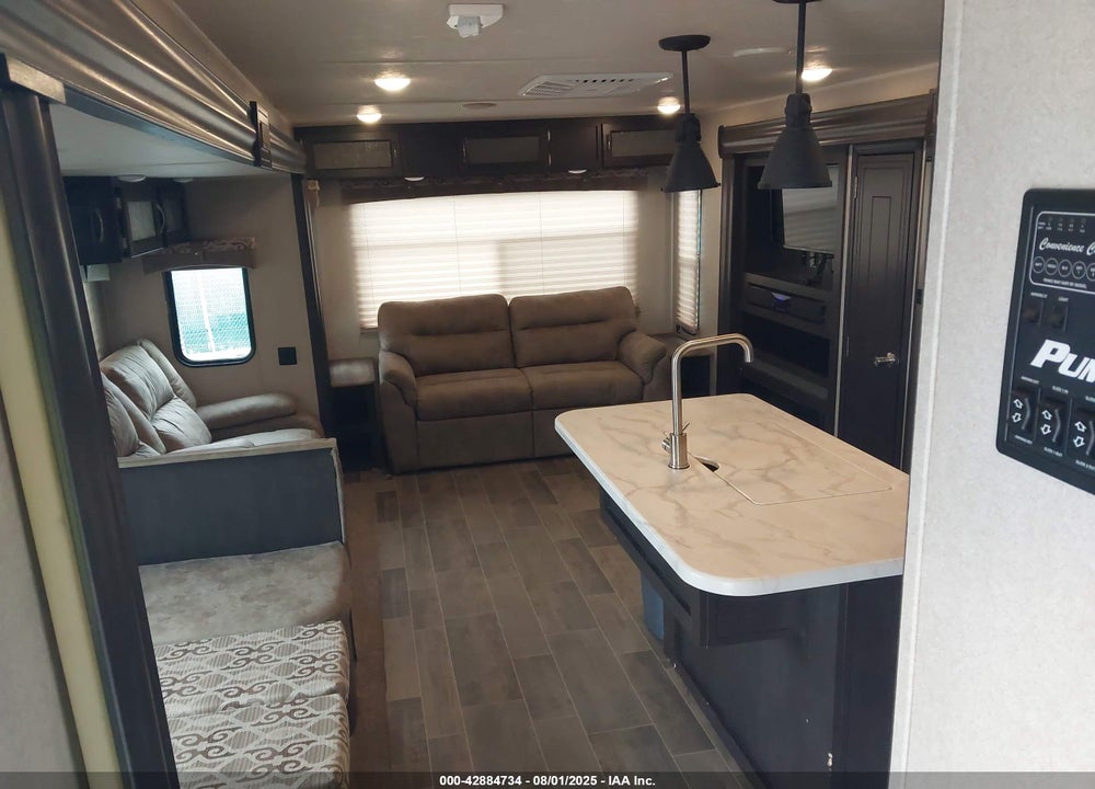 2018 PALOMINO PUMA VIN: 4X4TPUG21JP072724