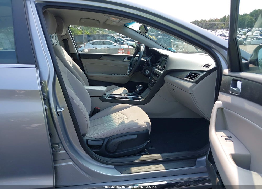 2015 HYUNDAI SONATA SPORT VIN: 5NPE34AF9FH033839