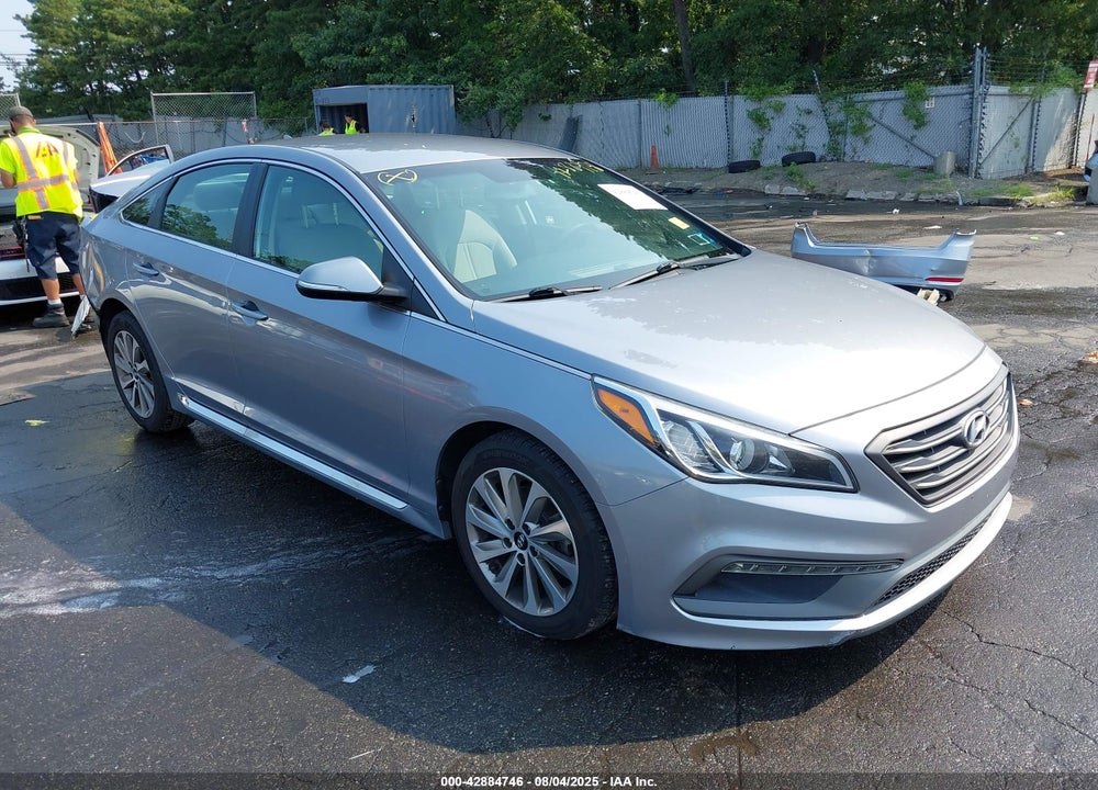 2015 HYUNDAI SONATA SPORT VIN: 5NPE34AF9FH033839