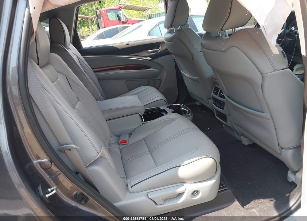 2018 ACURA MDX VIN: 5J8YD4H82JL002195