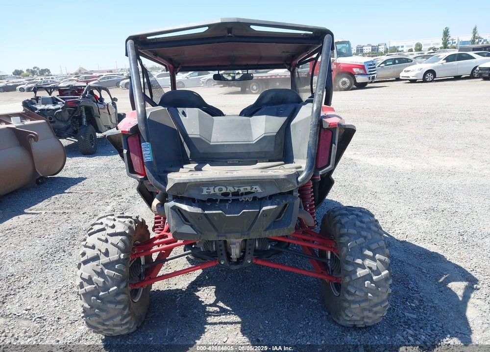 2020 HONDA SXS1000 S2R VIN: 1HFVE0562L4100205
