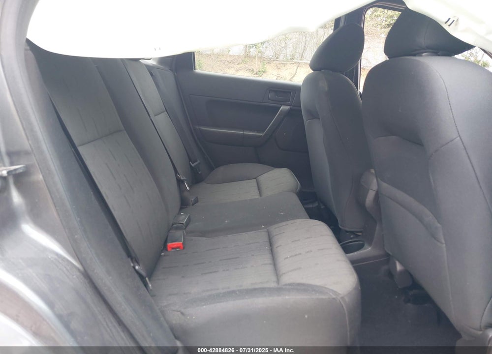 2010 FORD FOCUS VIN: 1FAHP3FNXAW111727