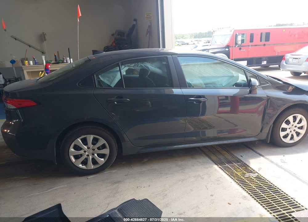 2025 TOYOTA COROLLA VIN: 5YFB4MDE3SP252828