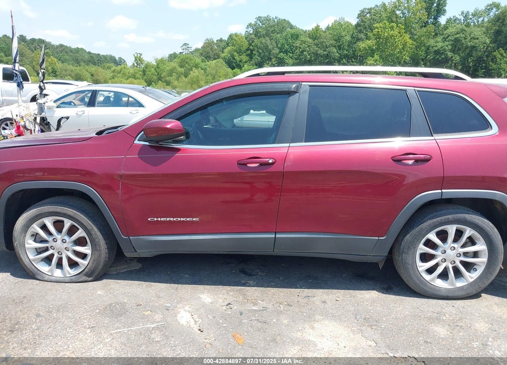 2019 JEEP CHEROKEE VIN: 1C4PJLCB5KD377008
