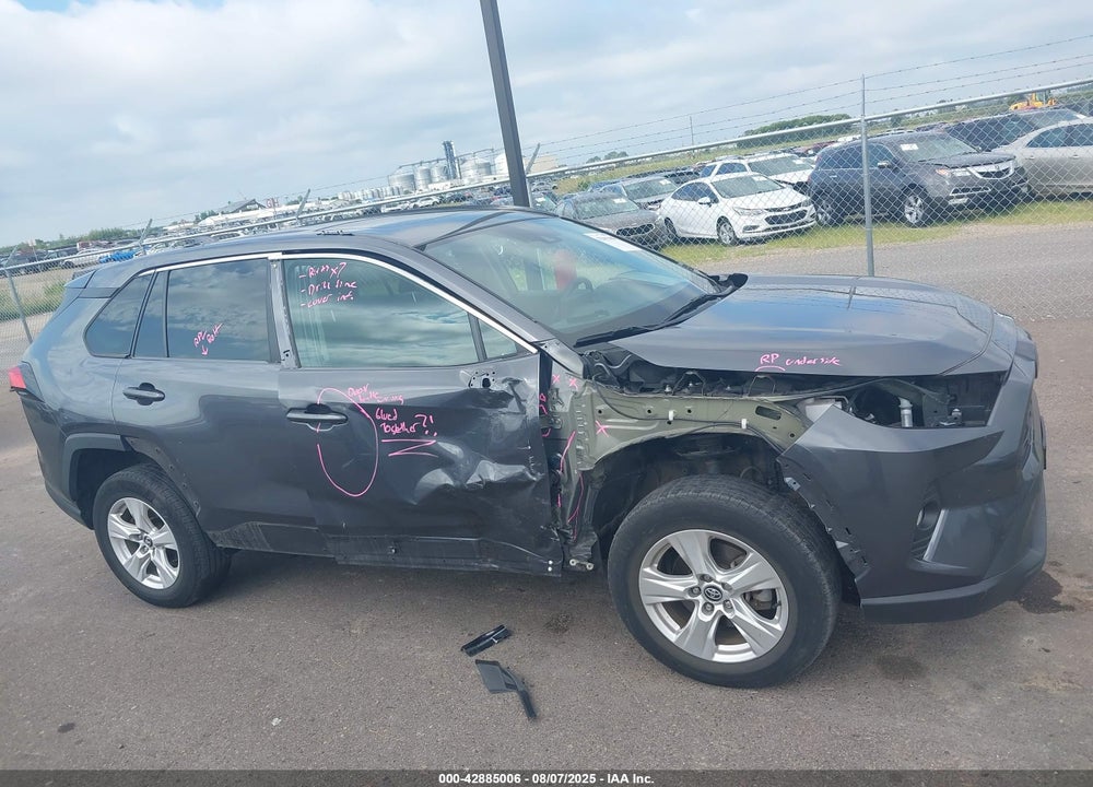 2020 TOYOTA RAV4 VIN: 2T3P1RFV8LC128068