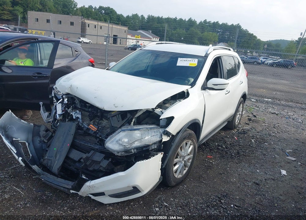 2017 NISSAN ROGUE VIN: JN8AT2MV3HW027817