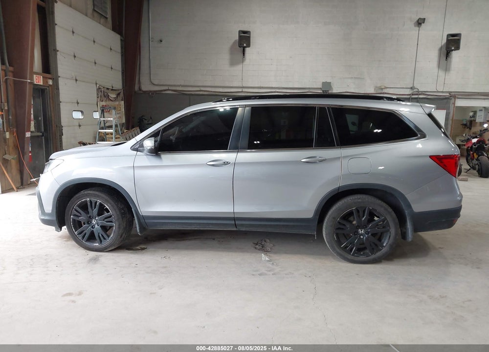 2022 HONDA PILOT VIN: 5FNYF6H25NB105474
