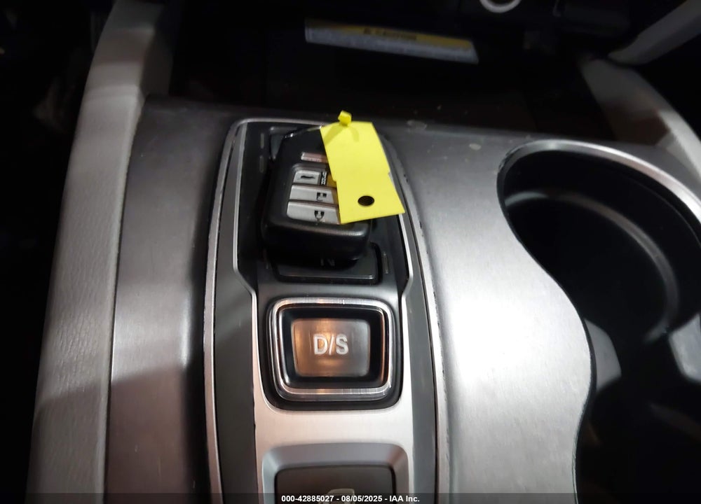 2022 HONDA PILOT VIN: 5FNYF6H25NB105474