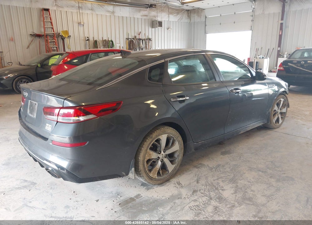 2020 KIA OPTIMA VIN: 5XXGT4L33LG394986