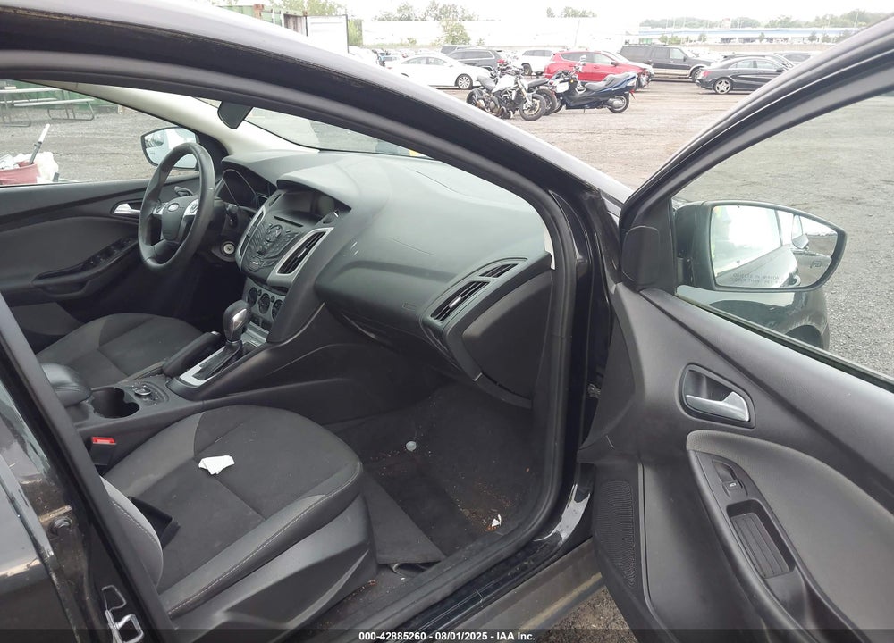 2014 FORD FOCUS SE VIN: 1FADP3F27EL366329