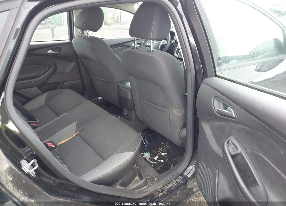 2014 FORD FOCUS SE VIN: 1FADP3F27EL366329