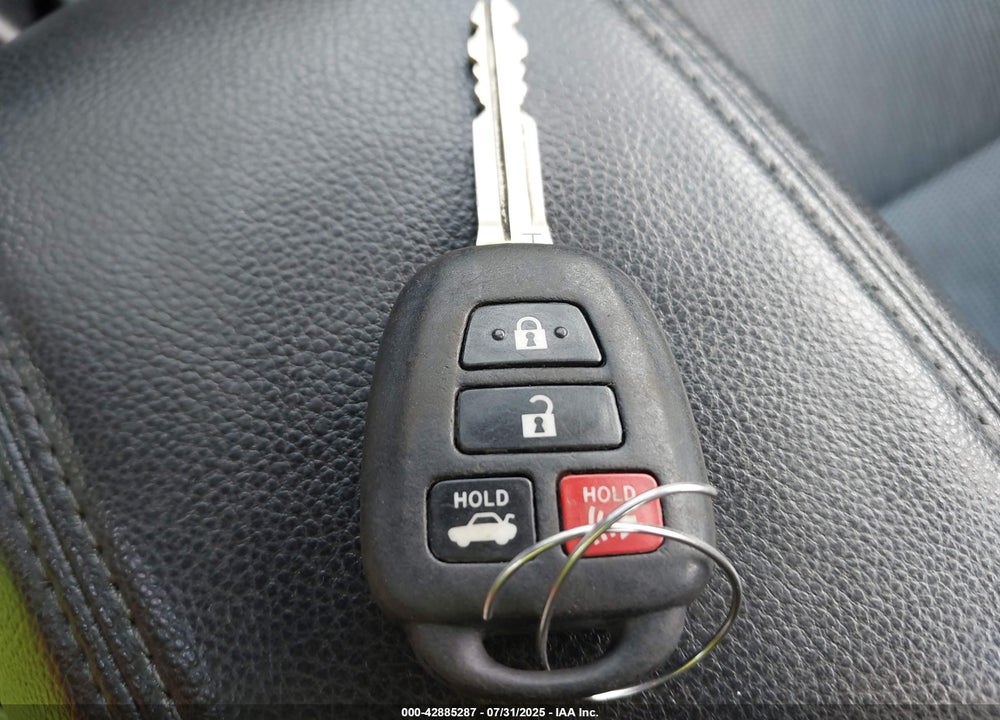 2016 TOYOTA COROLLA VIN: 2T1BURHE3GC569202