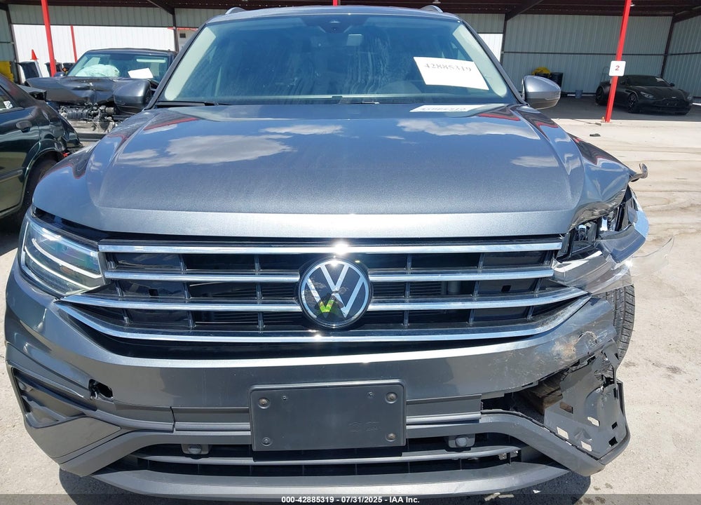 2024 VOLKSWAGEN TIGUAN VIN: 3VV3B7AX5RM049198