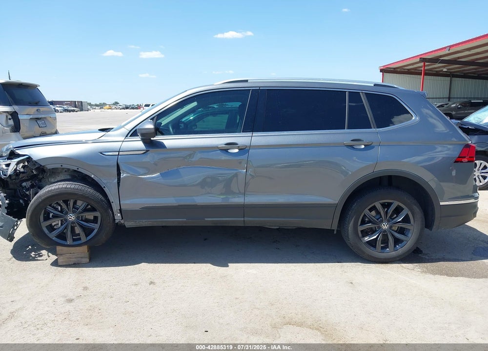 2024 VOLKSWAGEN TIGUAN VIN: 3VV3B7AX5RM049198