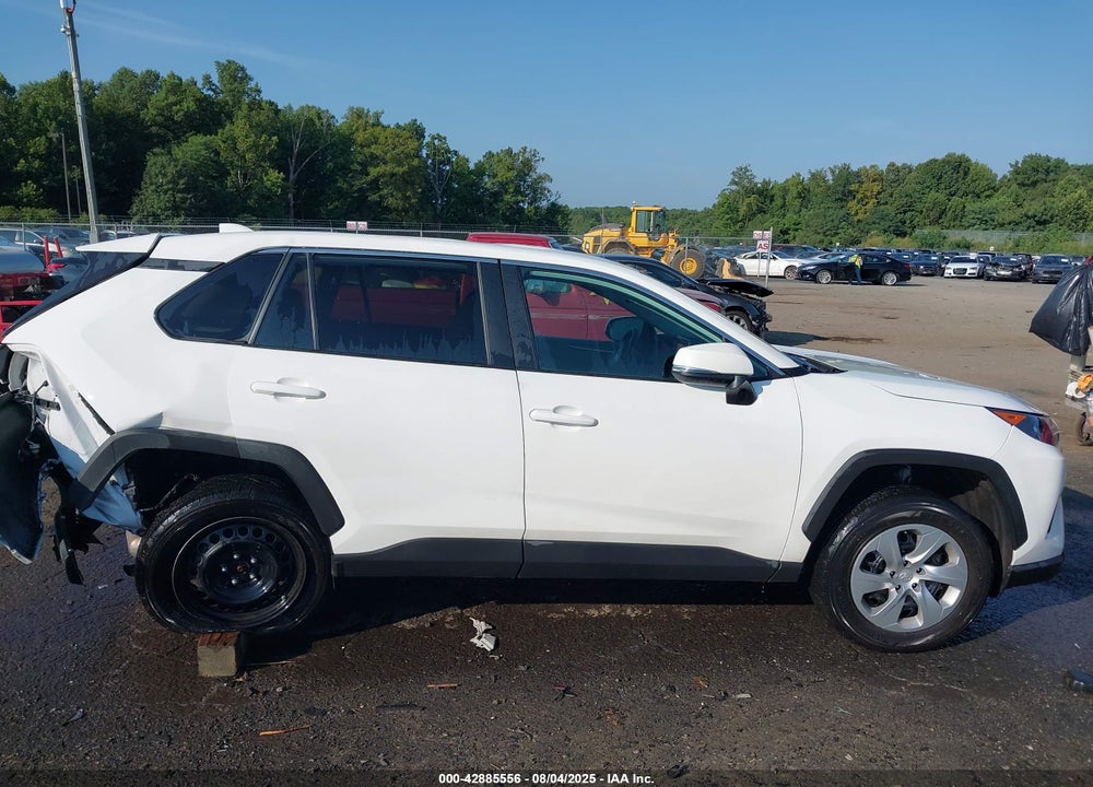 2022 TOYOTA RAV4 VIN: 2T3G1RFV1NW328789