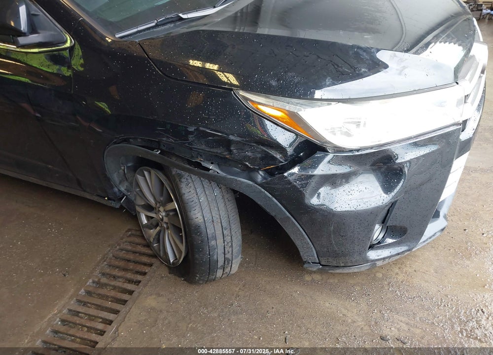 2017 TOYOTA HIGHLANDER VIN: 5TDJZRFH9HS382033