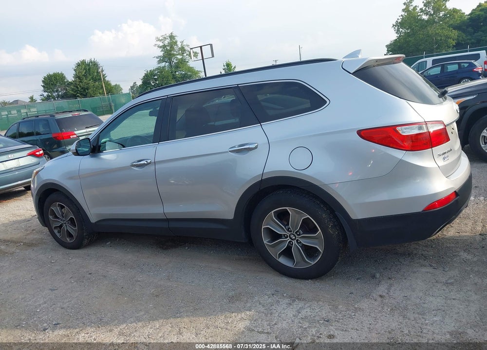 2016 HYUNDAI SANTA FE VIN: KM8SMDHF0GU131456