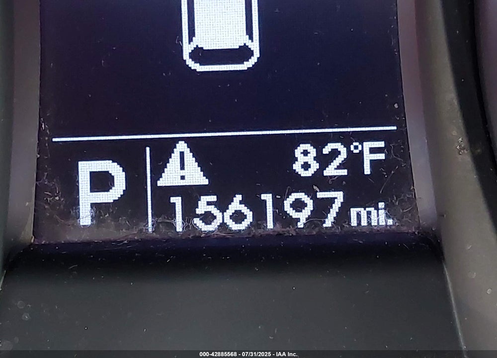 2016 HYUNDAI SANTA FE VIN: KM8SMDHF0GU131456