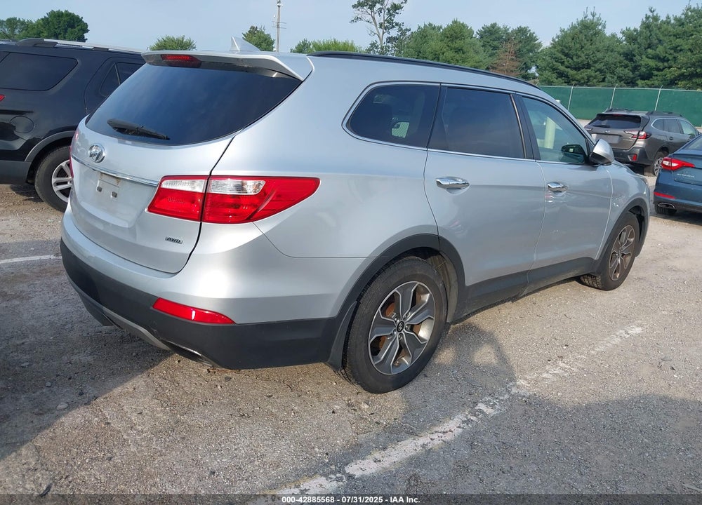 2016 HYUNDAI SANTA FE VIN: KM8SMDHF0GU131456