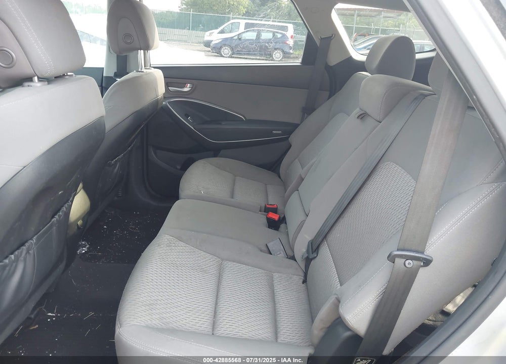 2016 HYUNDAI SANTA FE VIN: KM8SMDHF0GU131456