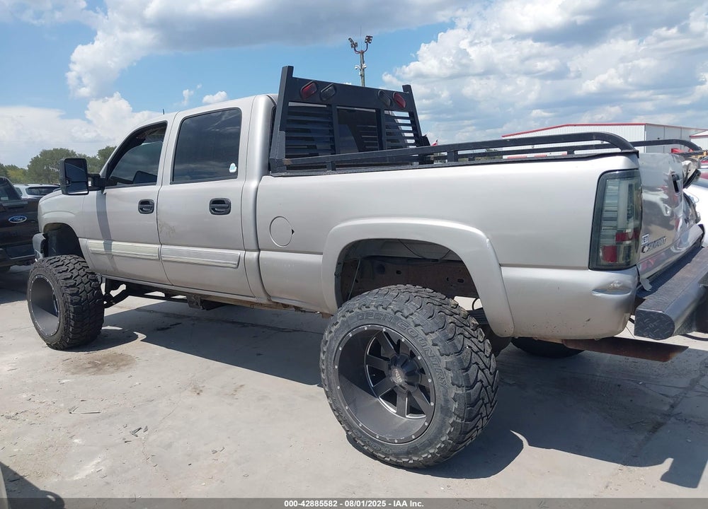 2005 CHEVROLET SILVERADO 2500HD LS VIN: 1GCHC23U35F941094
