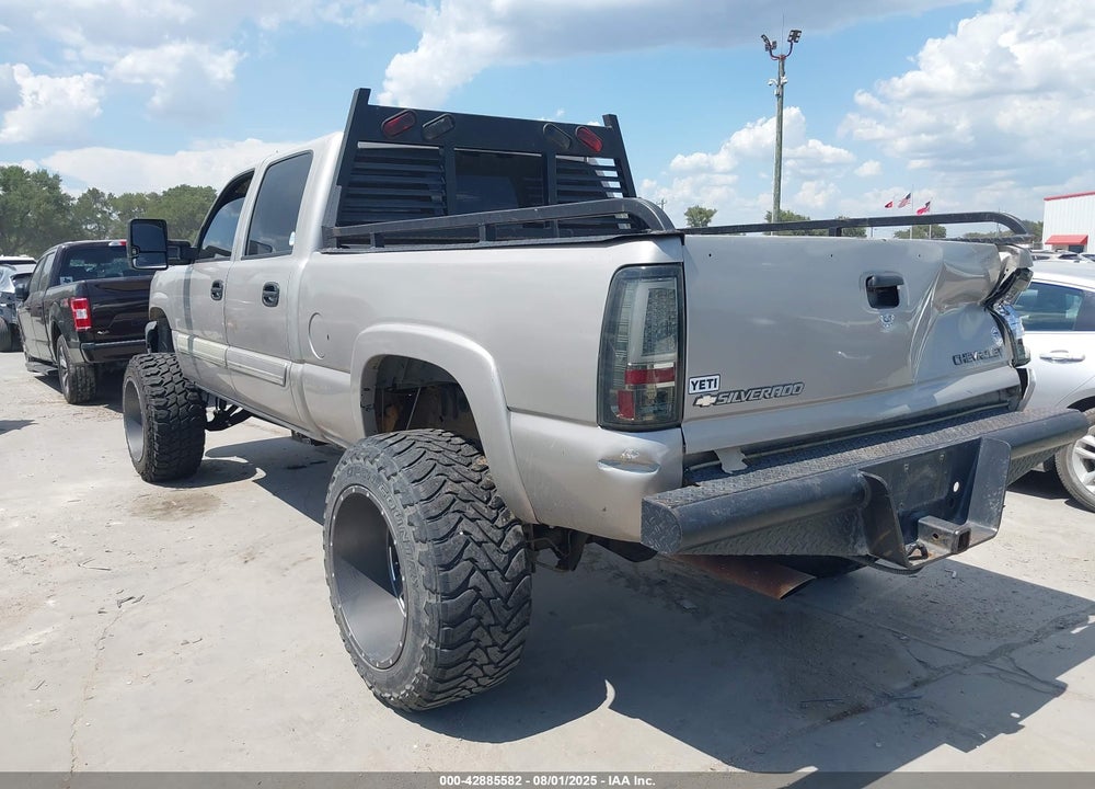2005 CHEVROLET SILVERADO 2500HD LS VIN: 1GCHC23U35F941094
