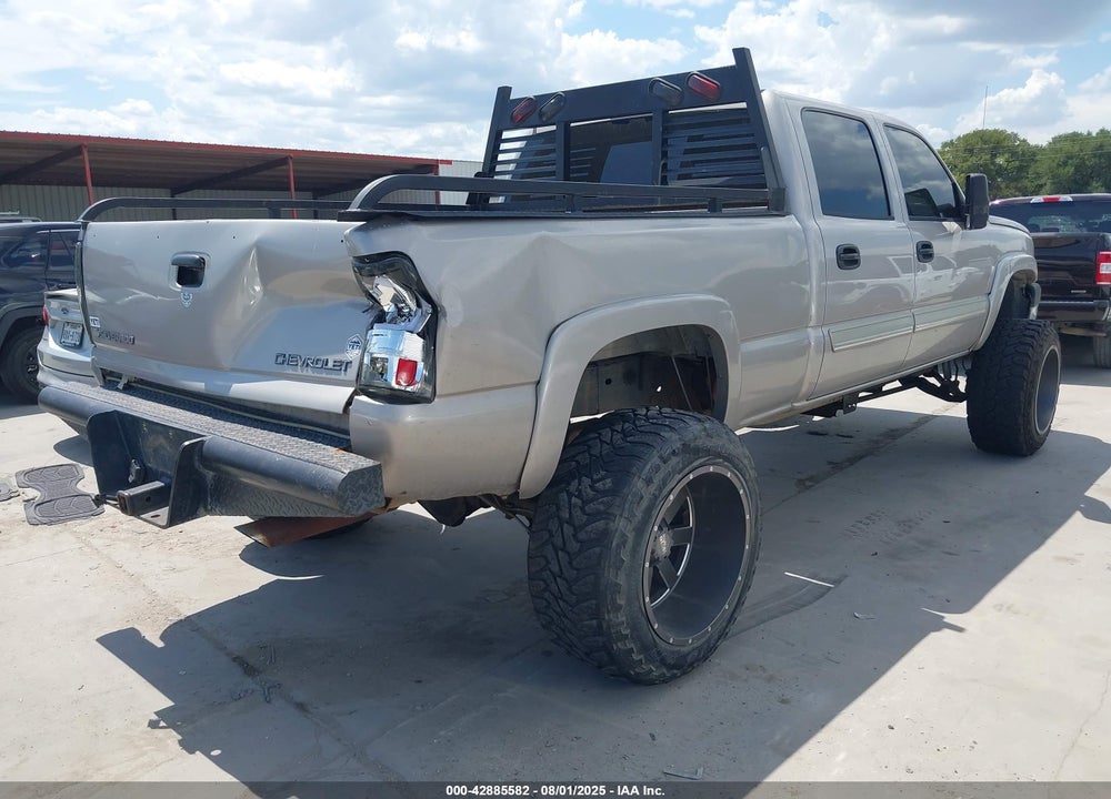2005 CHEVROLET SILVERADO 2500HD LS VIN: 1GCHC23U35F941094