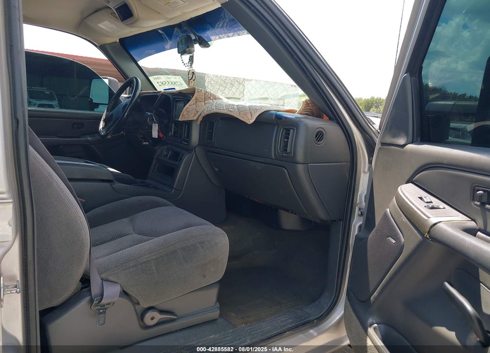 2005 CHEVROLET SILVERADO 2500HD LS VIN: 1GCHC23U35F941094