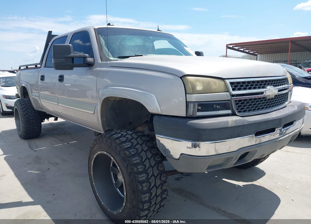 2005 CHEVROLET SILVERADO 2500HD LS VIN: 1GCHC23U35F941094