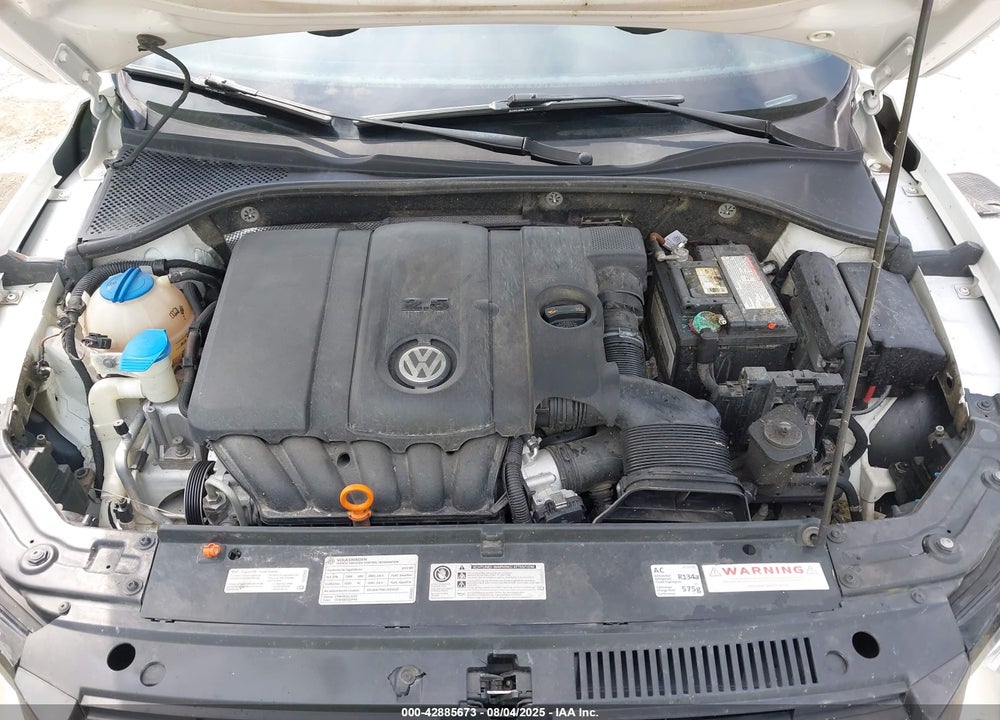 2012 VOLKSWAGEN PASSAT VIN: 1VWBP7A38CC102667