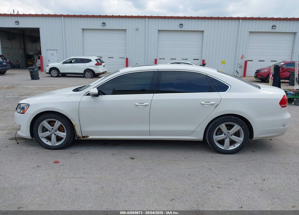 2012 VOLKSWAGEN PASSAT VIN: 1VWBP7A38CC102667