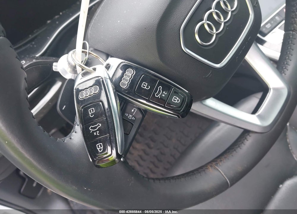 2020 AUDI Q7 PREMIUM 55 TFSI QUATTRO TIPTRONIC VIN: WA1AXAF76LD011506