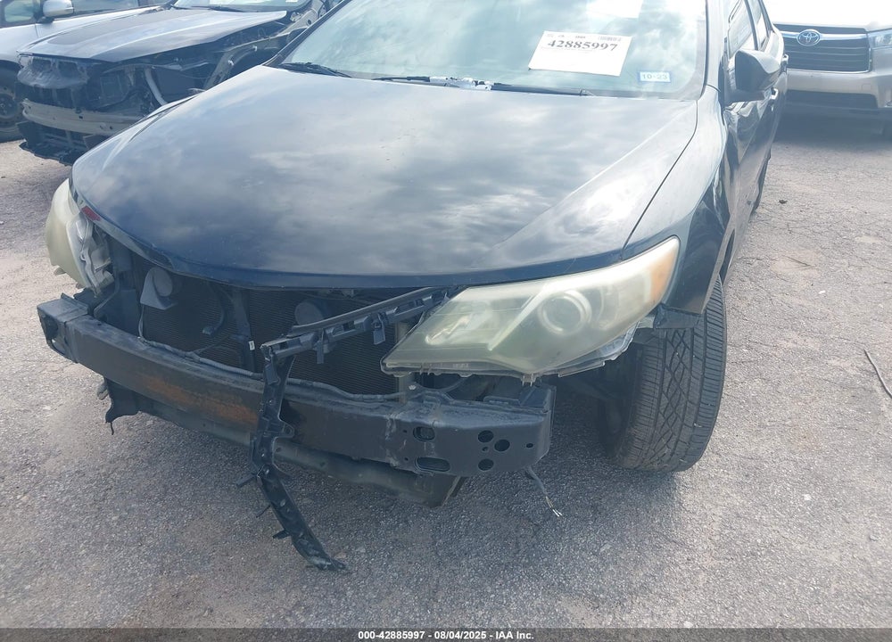 2014 TOYOTA CAMRY SE VIN: 4T1BF1FK9EU868936