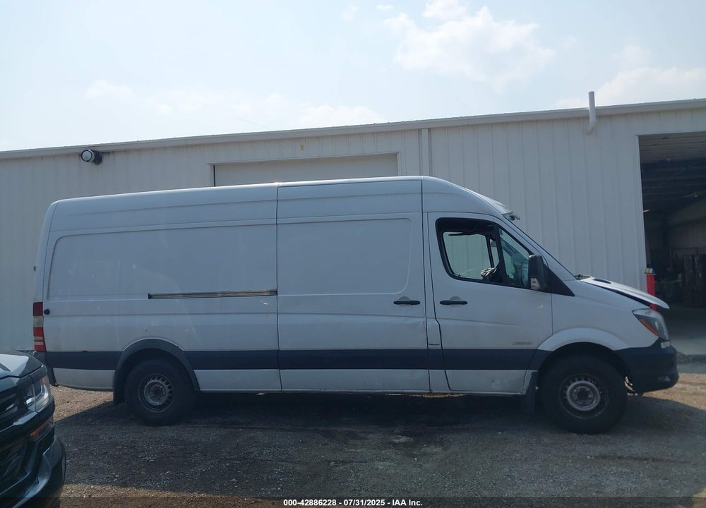 2014 MERCEDES-BENZ SPRINTER 2500 HIGH ROOF VIN: WD3PE8DC1E5858133