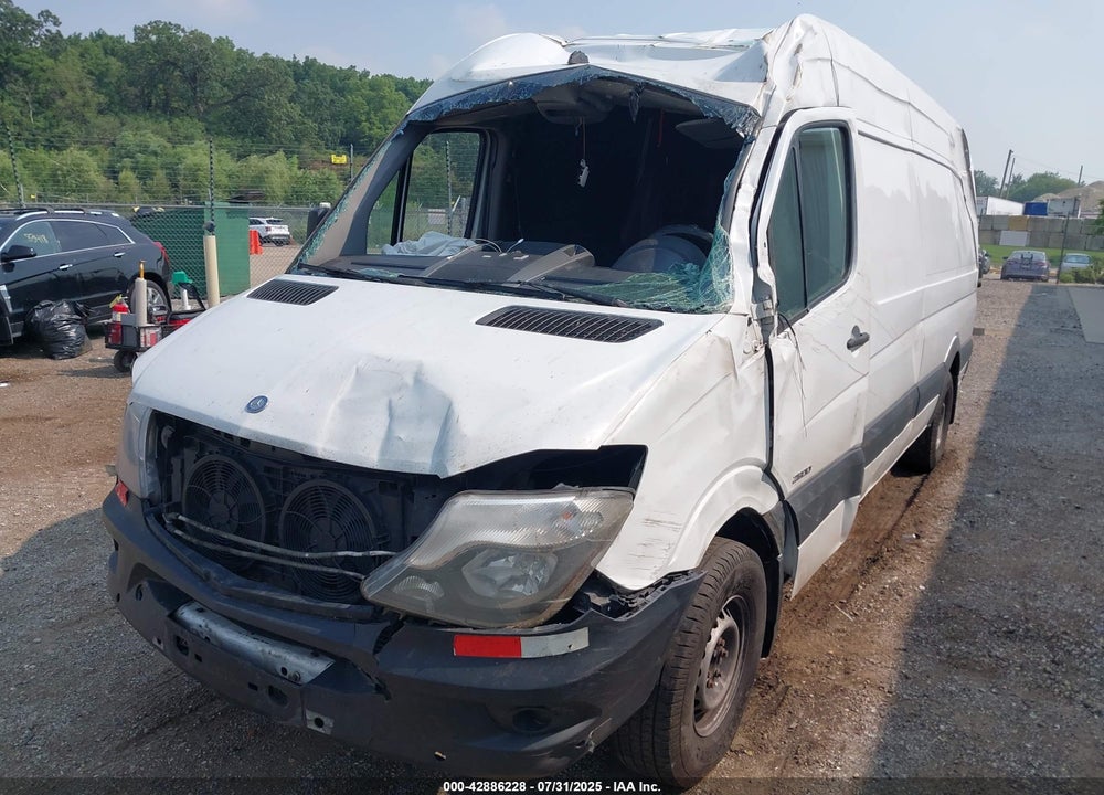 2014 MERCEDES-BENZ SPRINTER 2500 HIGH ROOF VIN: WD3PE8DC1E5858133