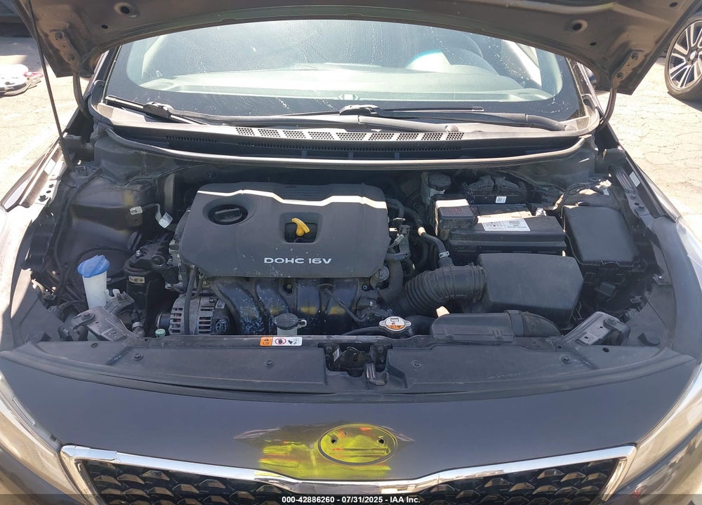 2017 KIA FORTE VIN: 3KPFL4A72HE114850